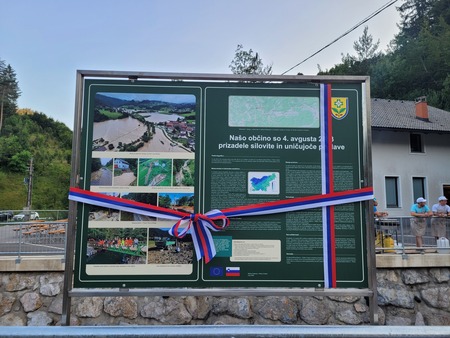 Otvoritev v Potrebuježevem grabnu (2)